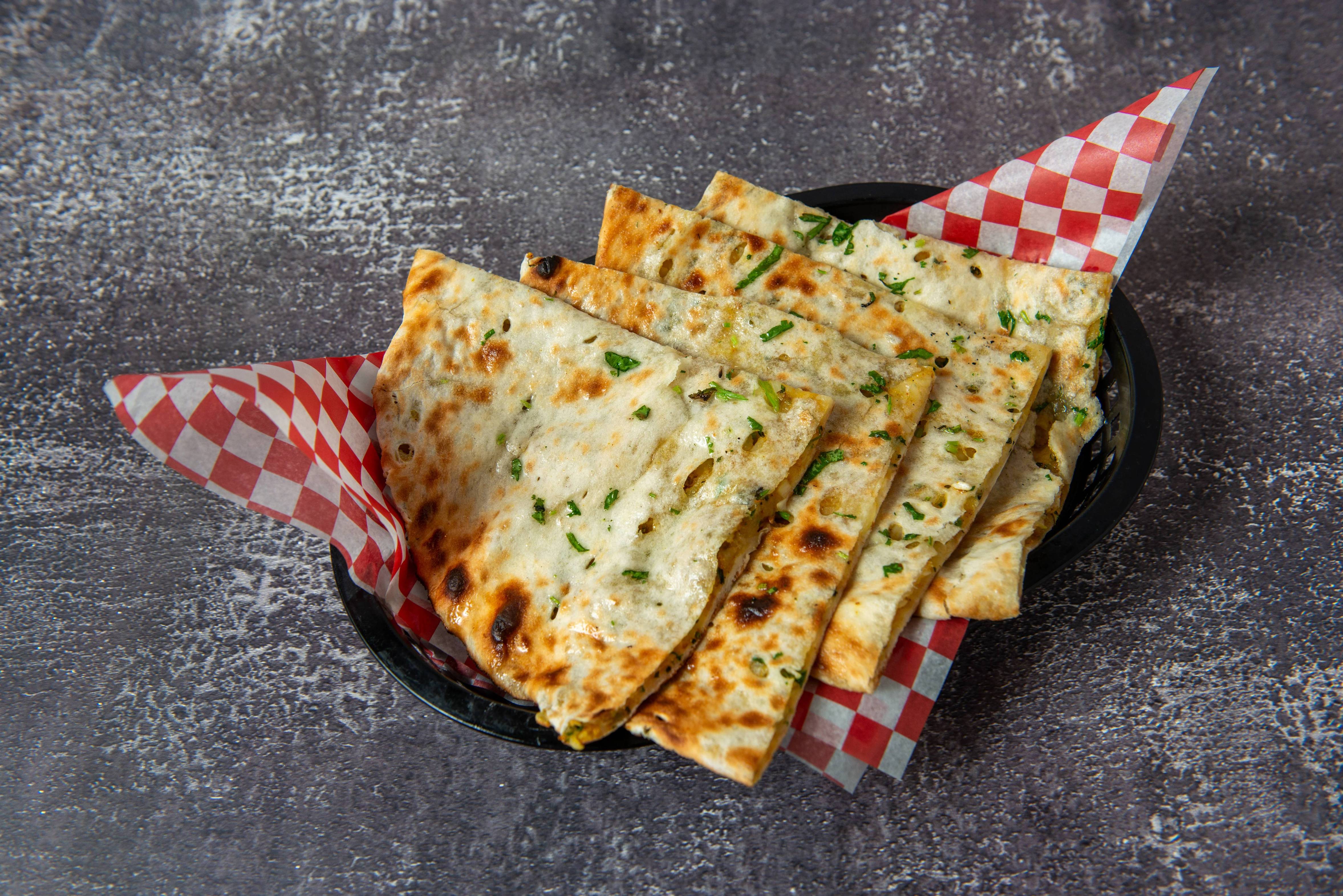 Best butter naan in Regina, SK